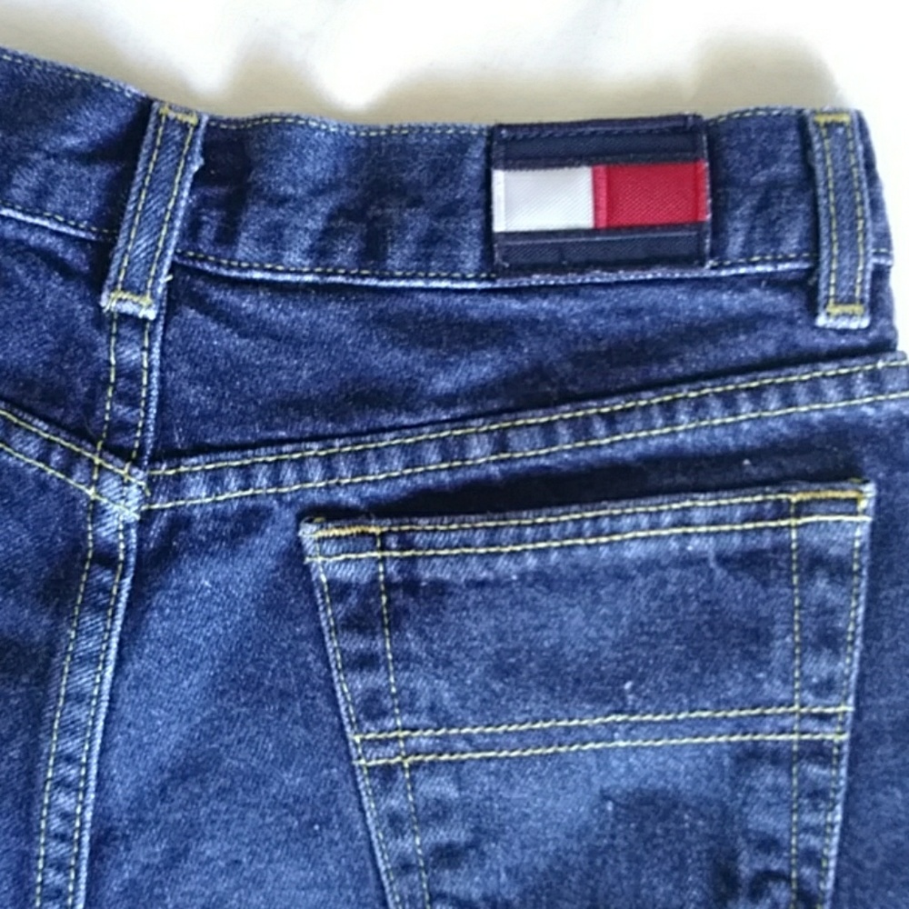 Tommy Hilfiger jean shorts Size 3 - Picture 3 of 8